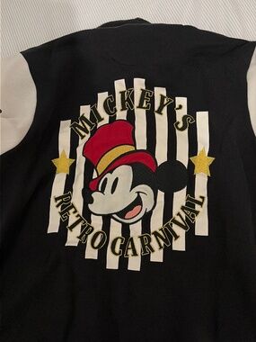 Mickey Mouse retro carnival sweatshirt